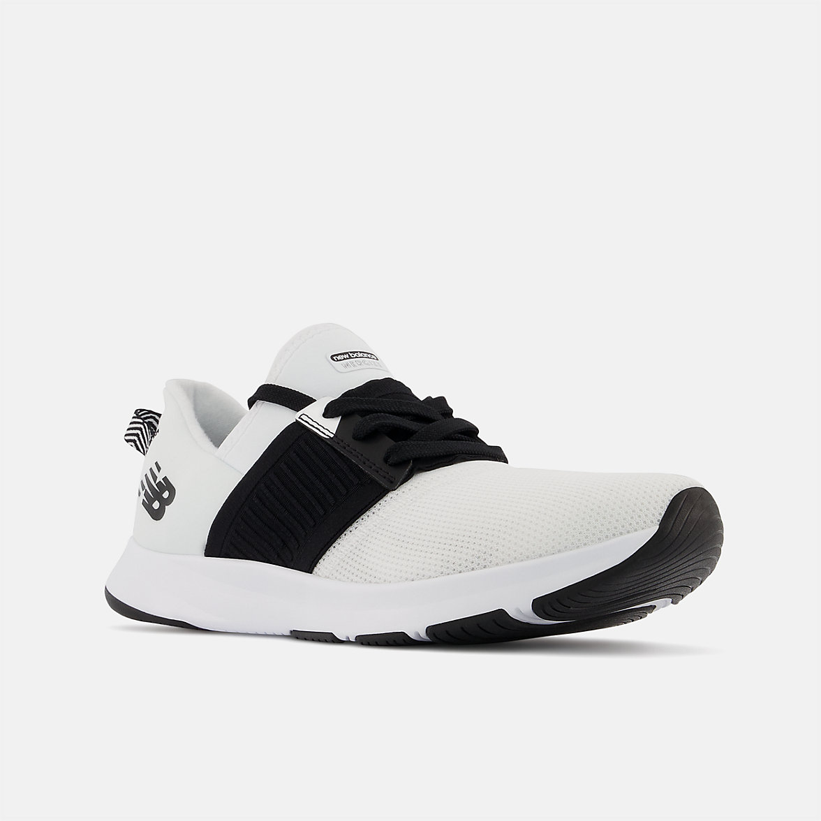 Buty Lifestyle New Balance DynaSoft Nergize v3 Damskie Białe Czarne | 123896-RSN