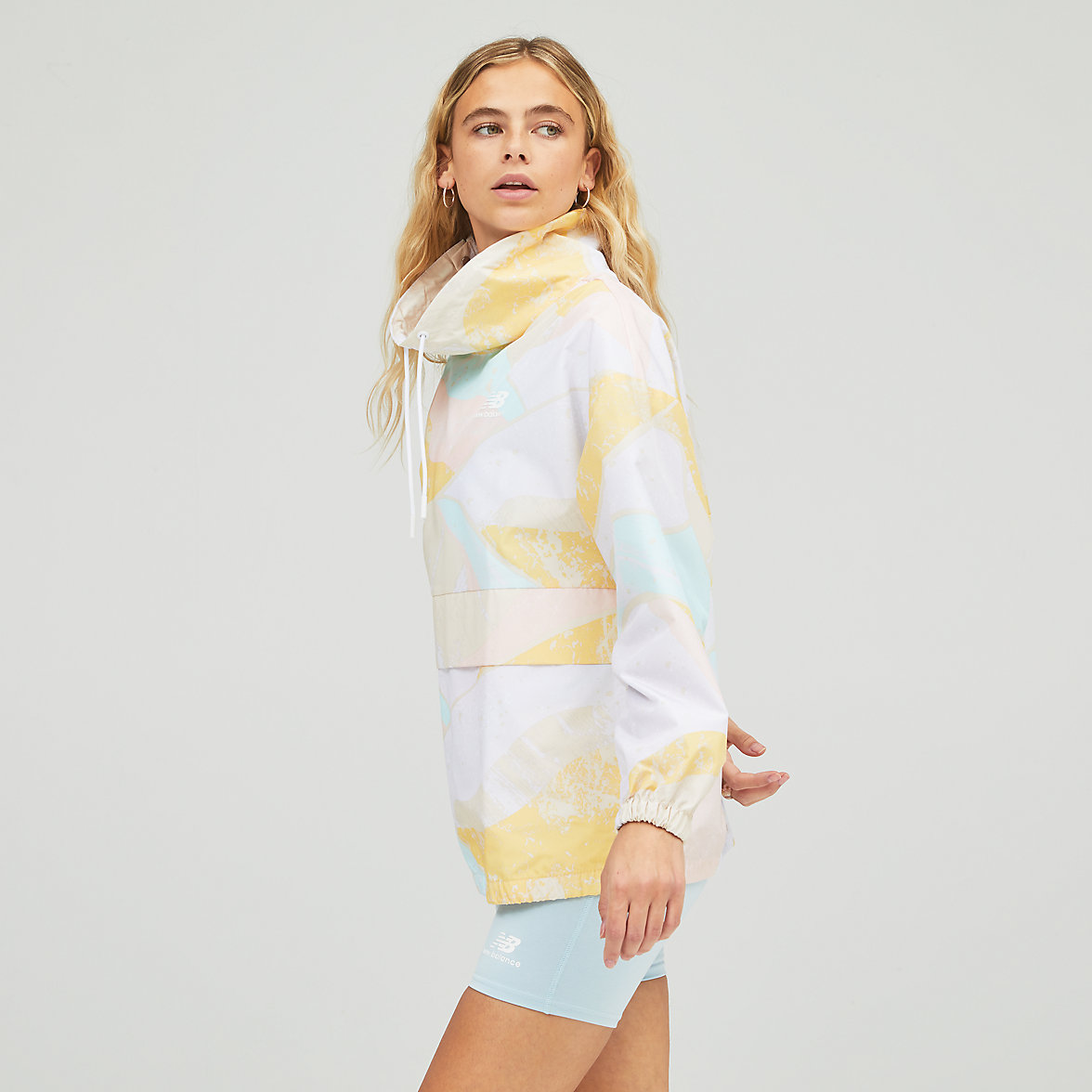 Koszule New Balance NB Athletics Mystic Minerals Anorak Damskie Białe Kolorowe | 294387-QVB