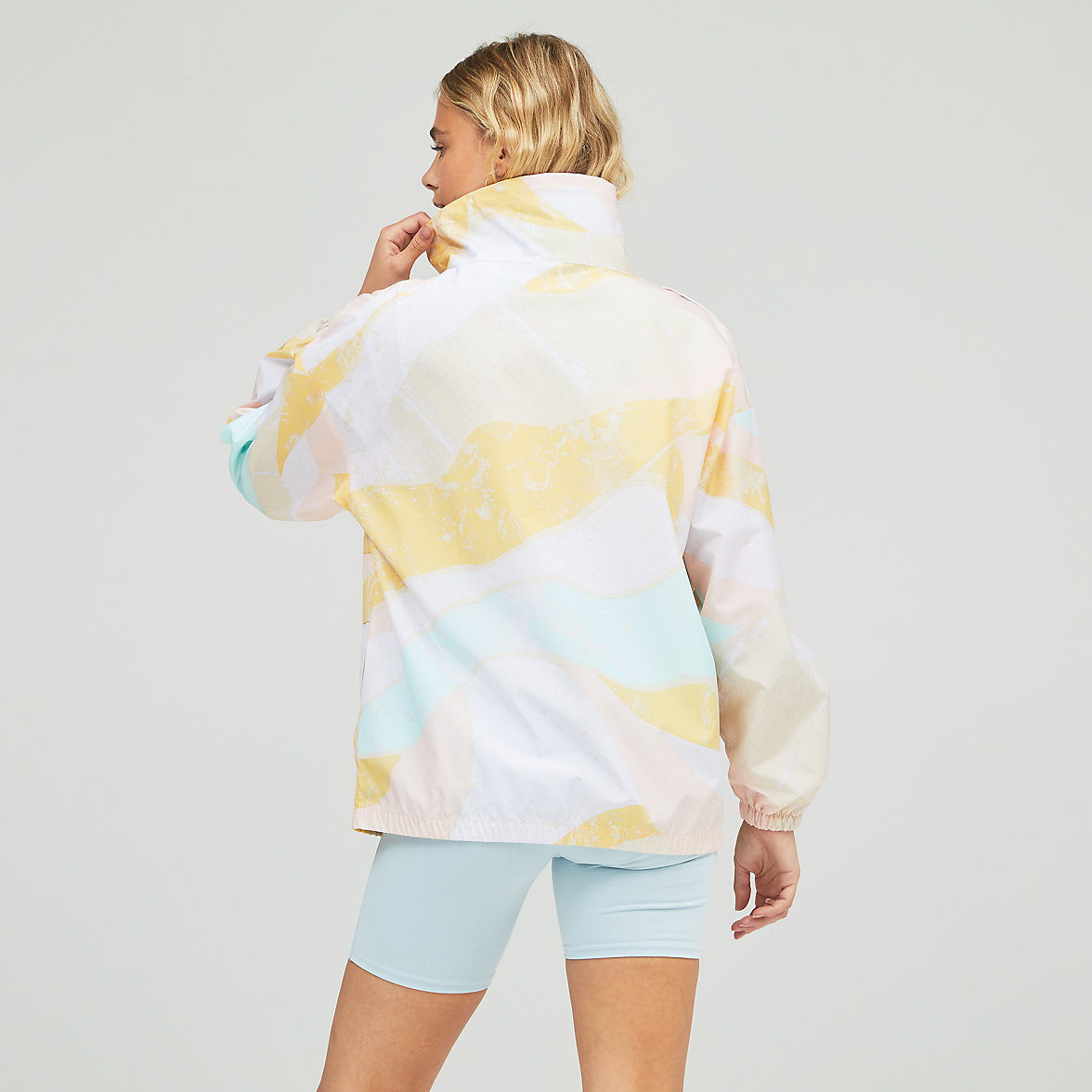 Koszule New Balance NB Athletics Mystic Minerals Anorak Damskie Białe Kolorowe | 294387-QVB